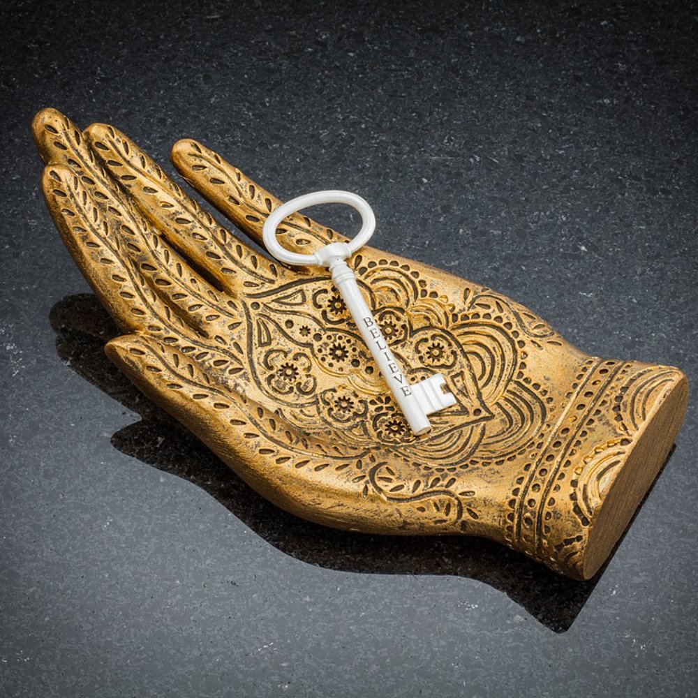 Engraved Hand Dish - Right Hand - Picture 3 of 6